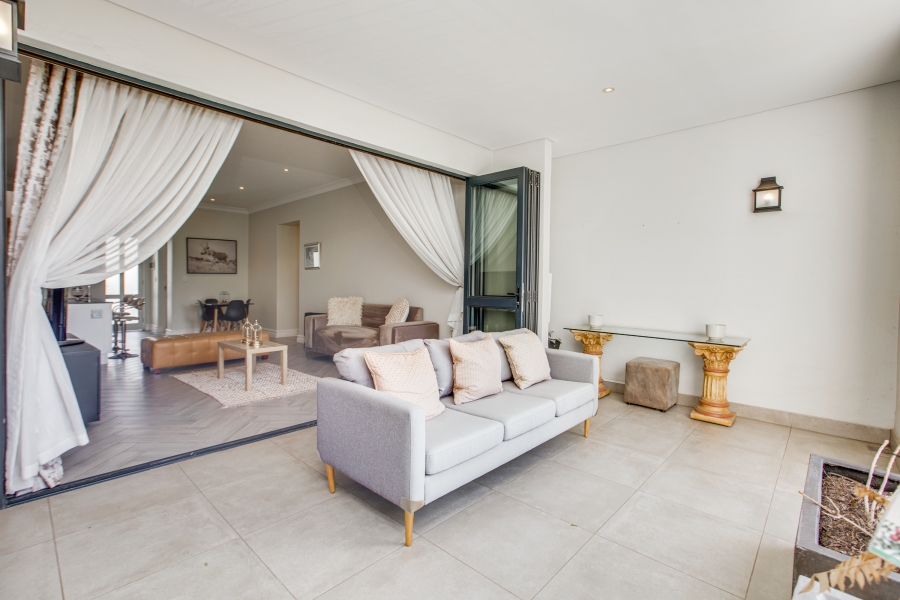 2 Bedroom Property for Sale in Bryanston Gauteng