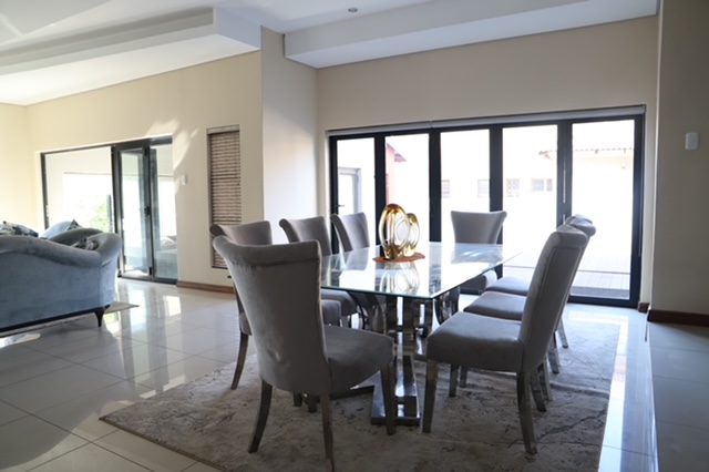 6 Bedroom Property for Sale in Amandasig Gauteng