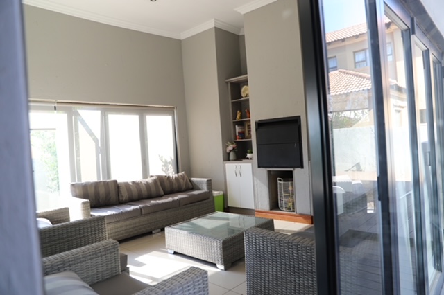 6 Bedroom Property for Sale in Amandasig Gauteng