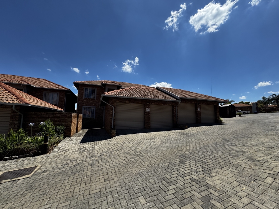 2 Bedroom Property for Sale in Celtisdal Gauteng