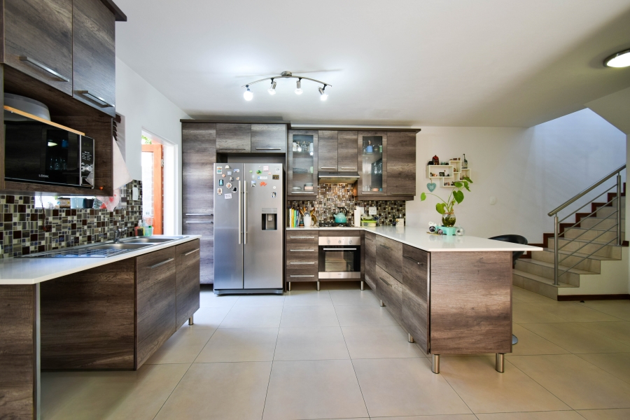 3 Bedroom Property for Sale in Country View Estate Gauteng