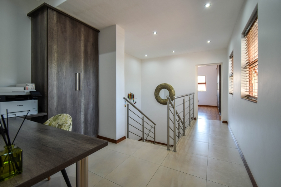 3 Bedroom Property for Sale in Country View Estate Gauteng