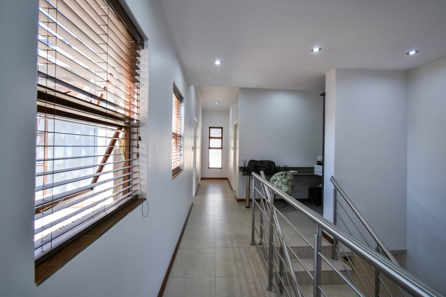 3 Bedroom Property for Sale in Country View Estate Gauteng