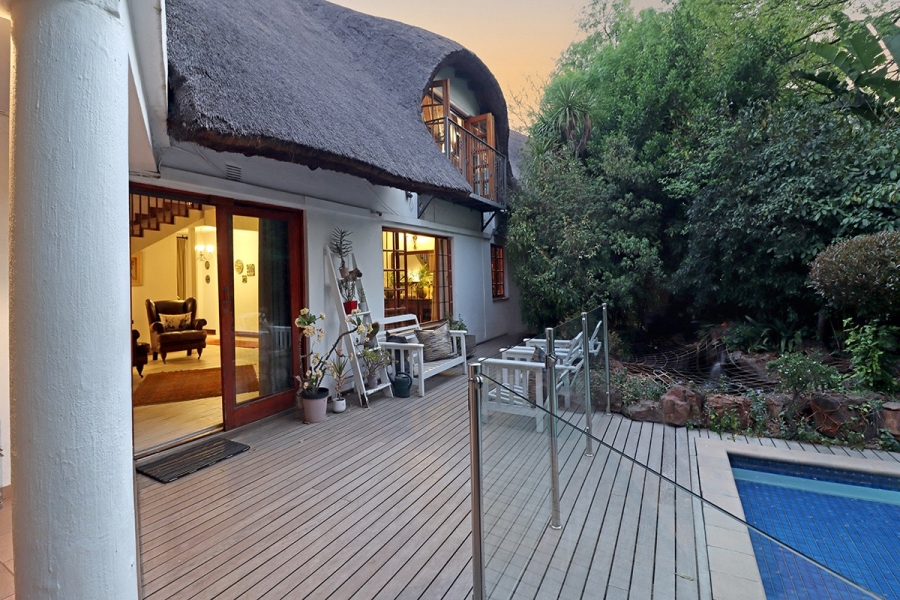 7 Bedroom Property for Sale in Bryanston Gauteng