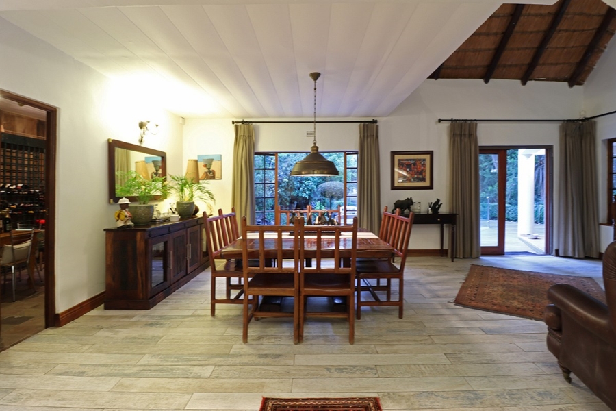 7 Bedroom Property for Sale in Bryanston Gauteng