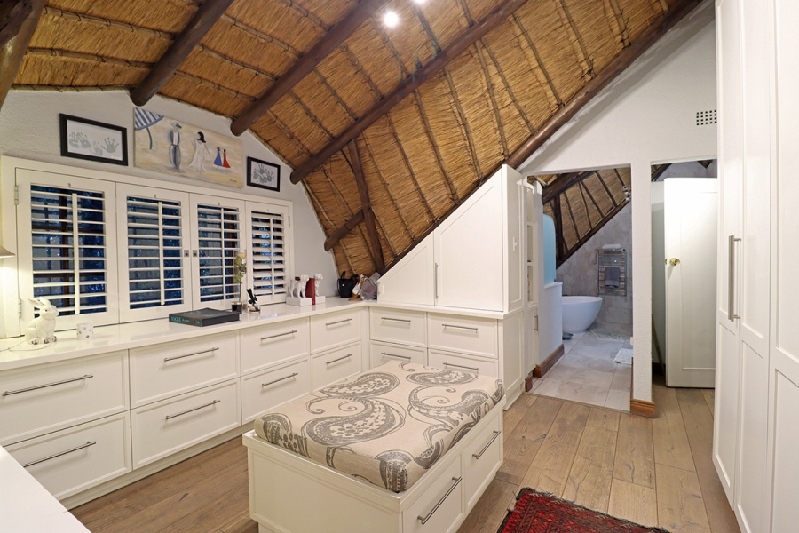 7 Bedroom Property for Sale in Bryanston Gauteng