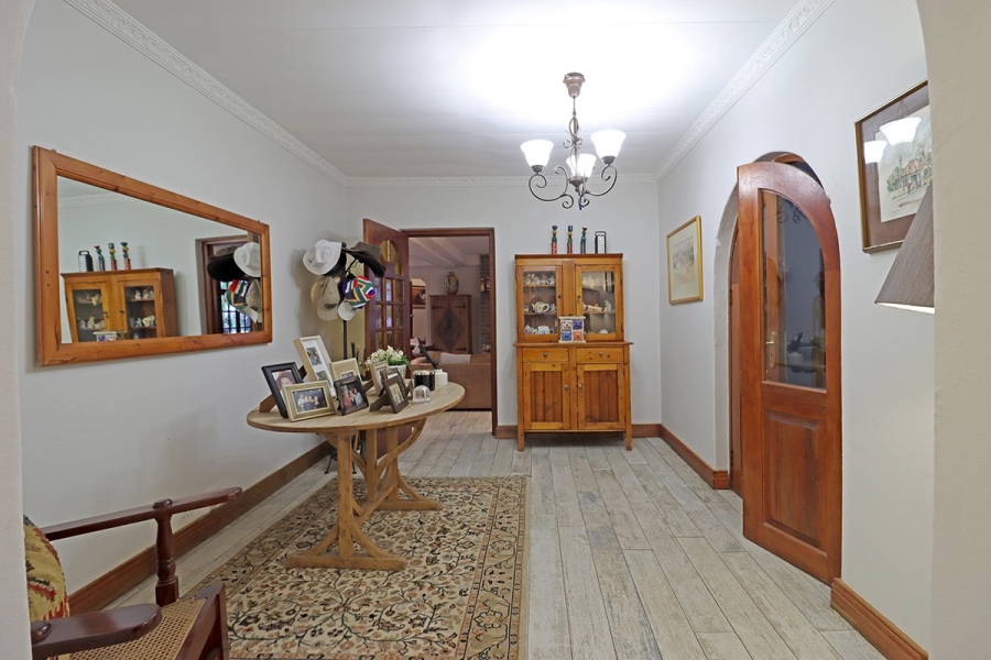 7 Bedroom Property for Sale in Bryanston Gauteng