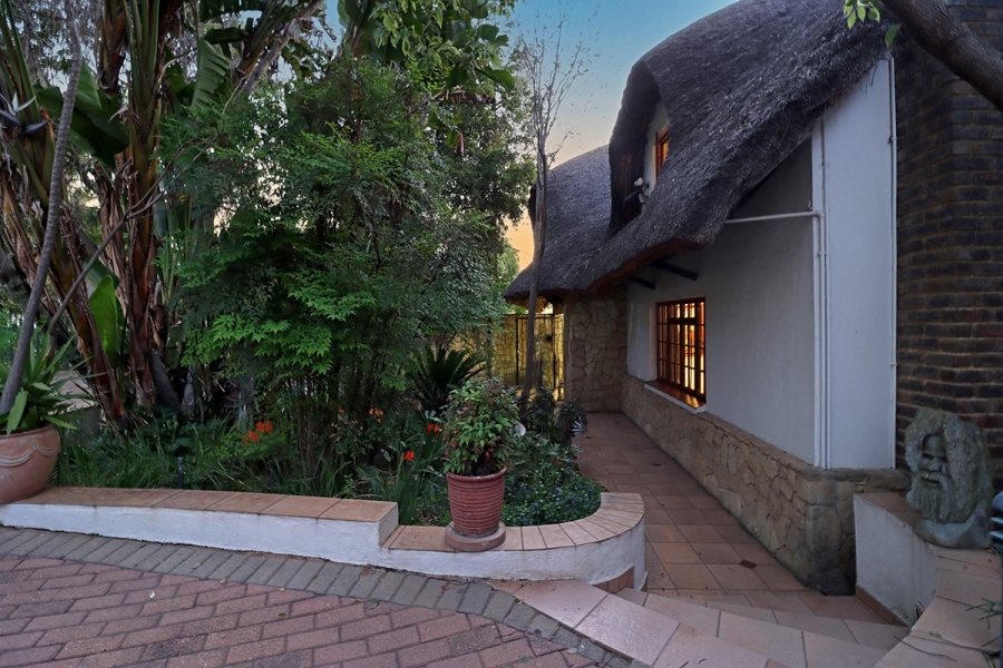 7 Bedroom Property for Sale in Bryanston Gauteng