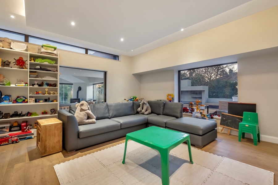 To Let 4 Bedroom Property for Rent in Morningside Gauteng