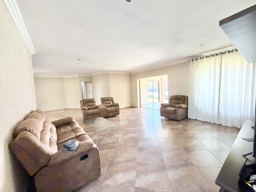 3 Bedroom Property for Sale in Rua Vista Gauteng
