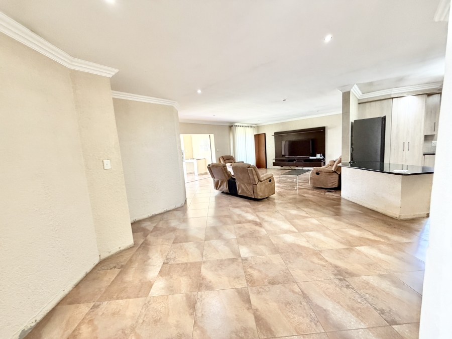 3 Bedroom Property for Sale in Rua Vista Gauteng