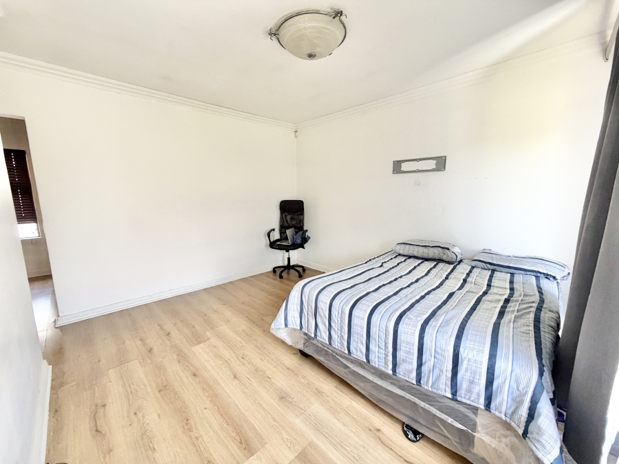 3 Bedroom Property for Sale in Rua Vista Gauteng