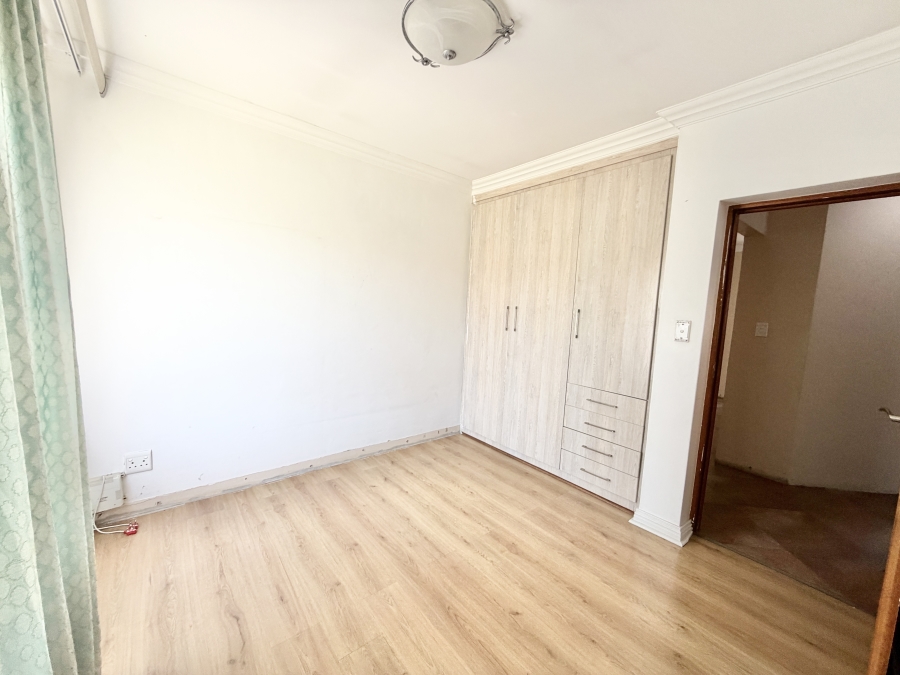 3 Bedroom Property for Sale in Rua Vista Gauteng