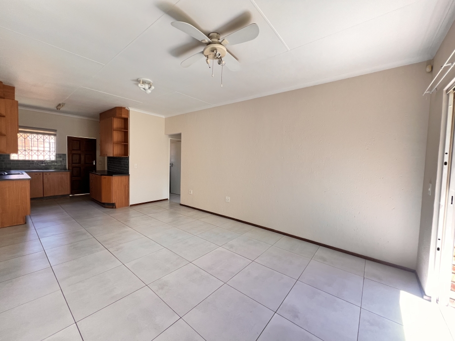 To Let 2 Bedroom Property for Rent in Kyalami Hills Gauteng