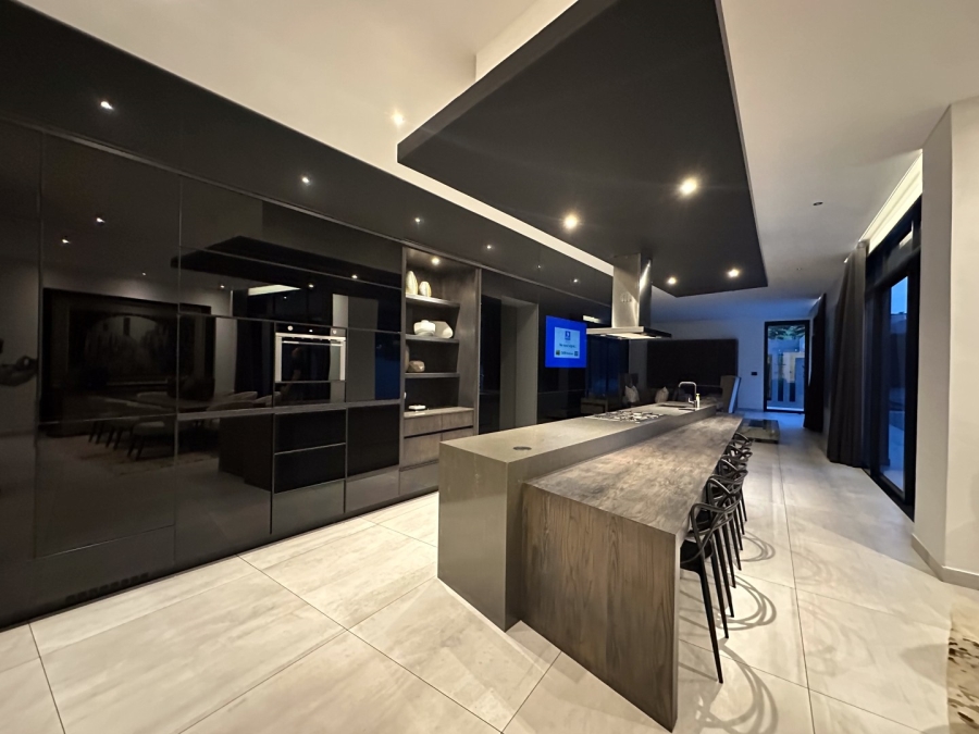 To Let 4 Bedroom Property for Rent in River Club Gauteng