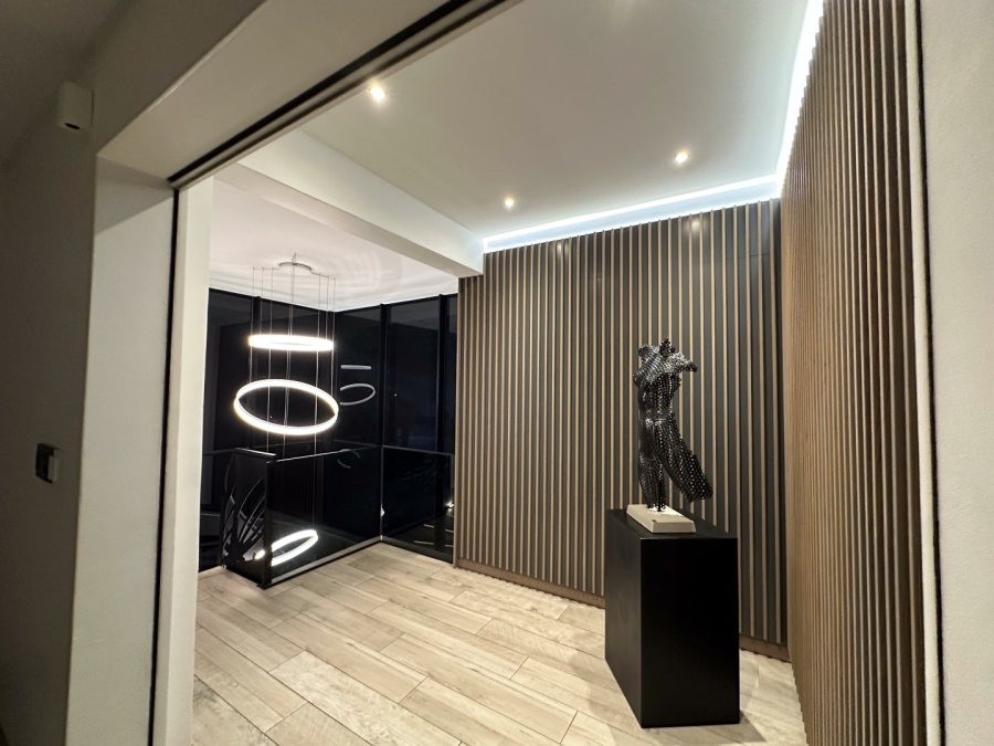 To Let 4 Bedroom Property for Rent in River Club Gauteng