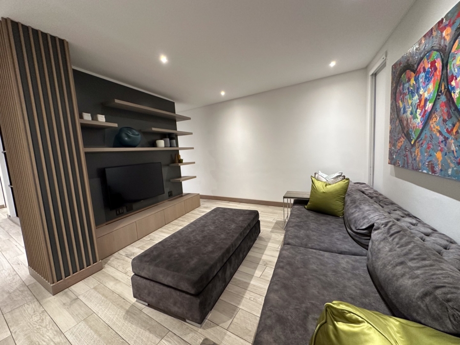 To Let 4 Bedroom Property for Rent in River Club Gauteng