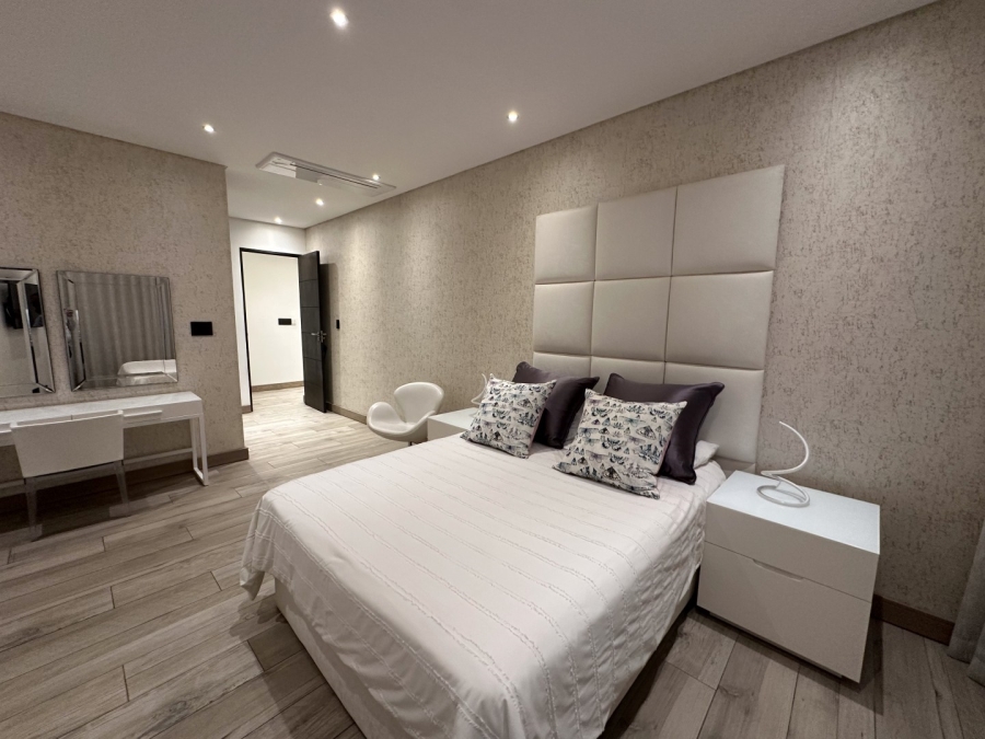 To Let 4 Bedroom Property for Rent in River Club Gauteng