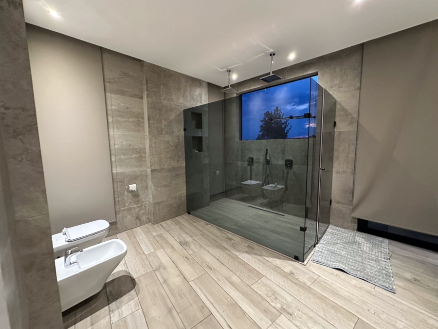 To Let 4 Bedroom Property for Rent in River Club Gauteng