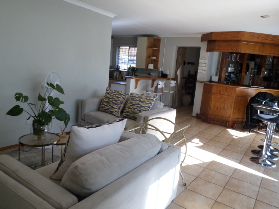 To Let 4 Bedroom Property for Rent in Randpark Ridge Gauteng