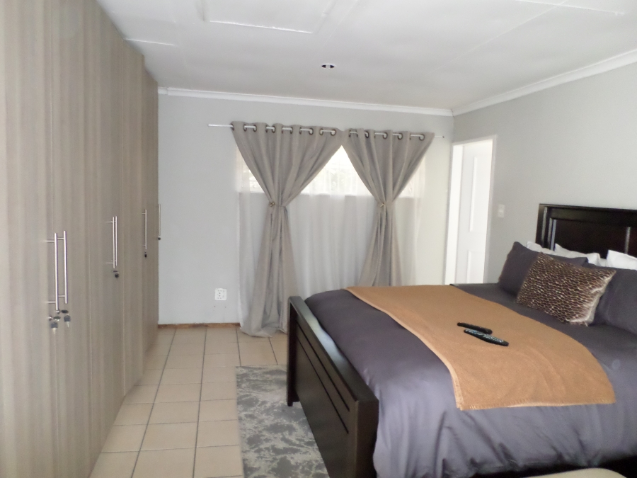 To Let 4 Bedroom Property for Rent in Randpark Ridge Gauteng