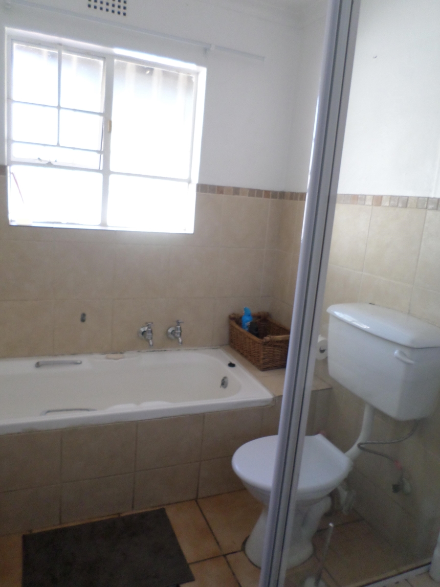 To Let 4 Bedroom Property for Rent in Randpark Ridge Gauteng
