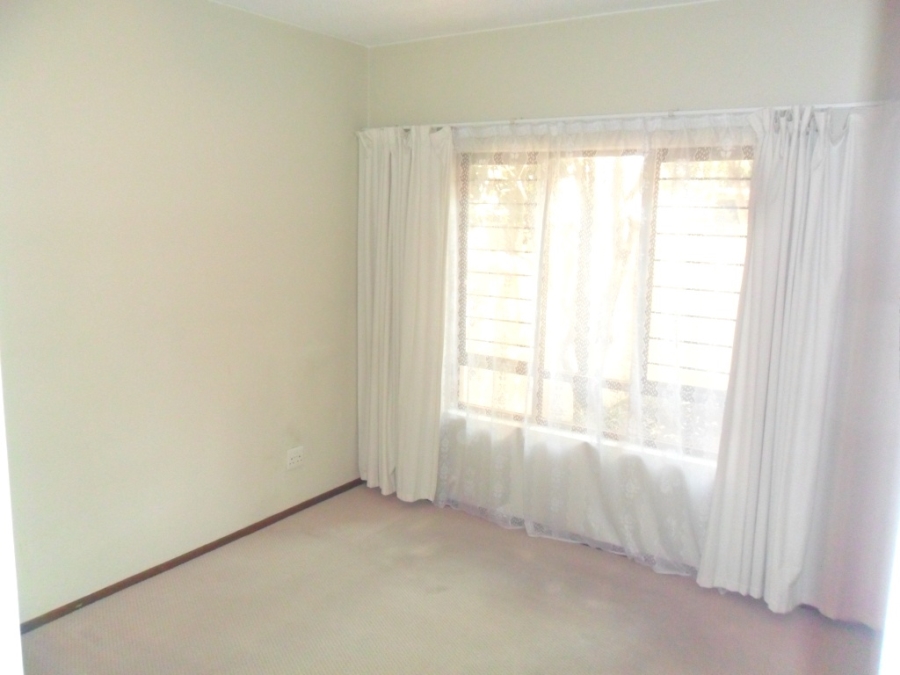 1 Bedroom Property for Sale in Lonehill Gauteng