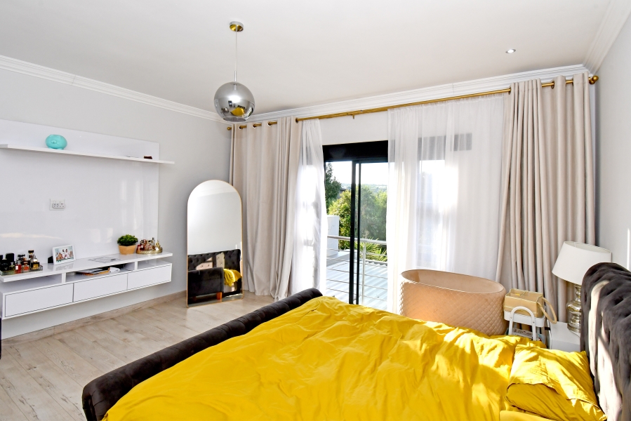 4 Bedroom Property for Sale in Copperleaf Estate Gauteng