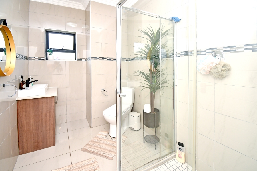 4 Bedroom Property for Sale in Copperleaf Estate Gauteng