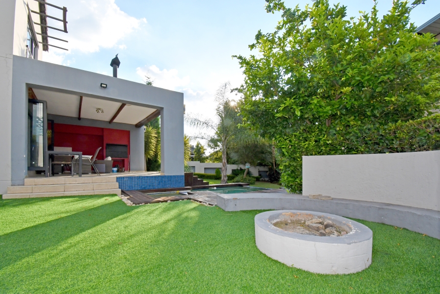 4 Bedroom Property for Sale in Copperleaf Estate Gauteng