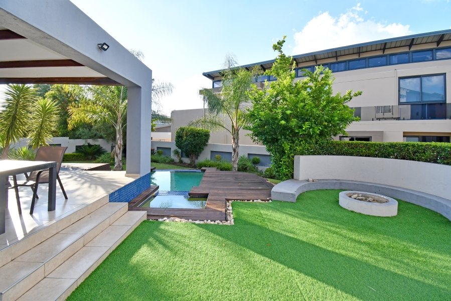 4 Bedroom Property for Sale in Copperleaf Estate Gauteng