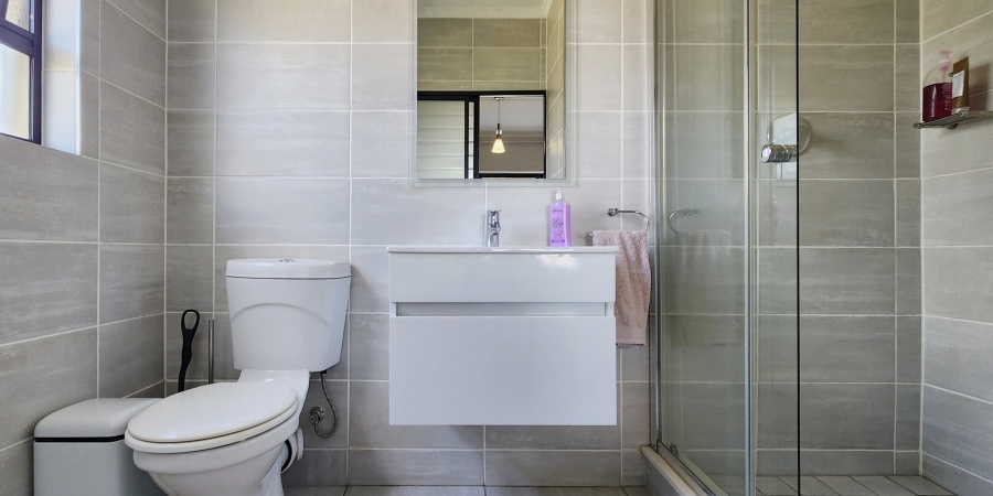 2 Bedroom Property for Sale in Waterfall Gauteng