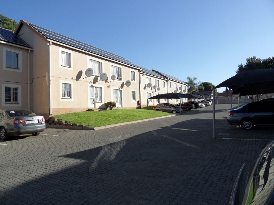 3 Bedroom Property for Sale in Kew Gauteng