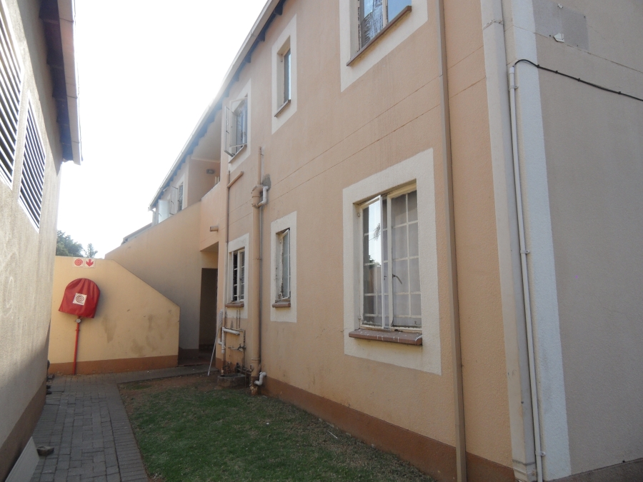 3 Bedroom Property for Sale in Kew Gauteng