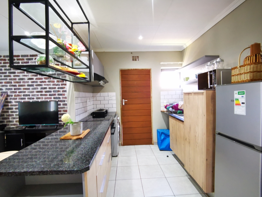 3 Bedroom Property for Sale in Lotus Gardens Gauteng