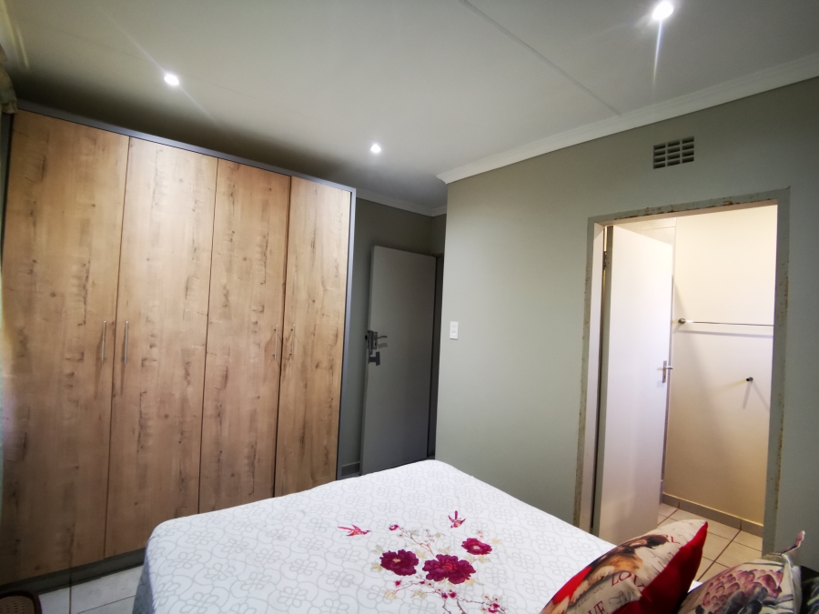 3 Bedroom Property for Sale in Lotus Gardens Gauteng