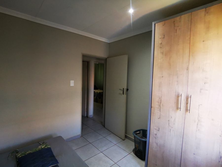 3 Bedroom Property for Sale in Lotus Gardens Gauteng