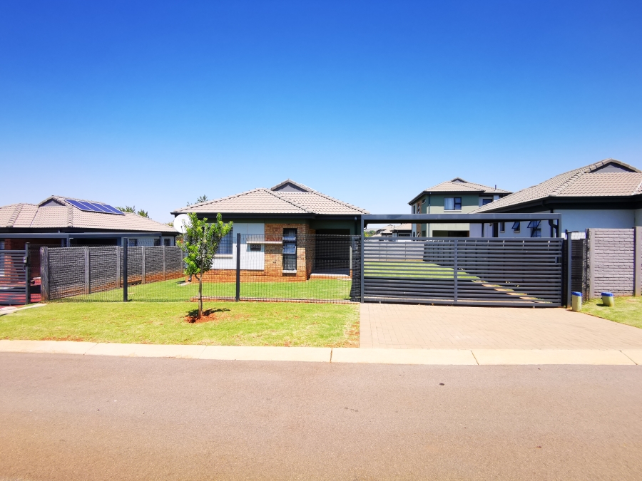 3 Bedroom Property for Sale in Lotus Gardens Gauteng