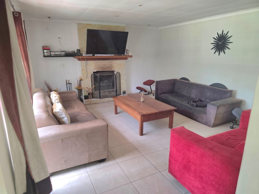 4 Bedroom Property for Sale in Glen Austin Gauteng
