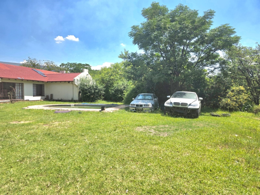 4 Bedroom Property for Sale in Glen Austin Gauteng