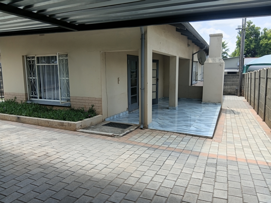 3 Bedroom Property for Sale in Pretoria Gardens Gauteng