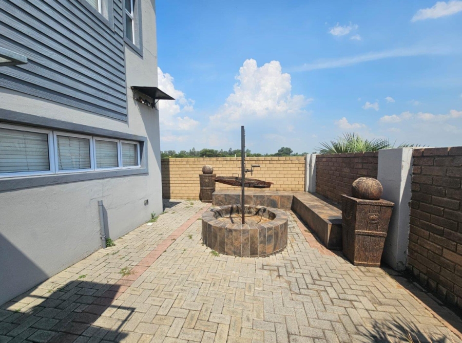 3 Bedroom Property for Sale in Riverspray Lifestyle Estate Gauteng