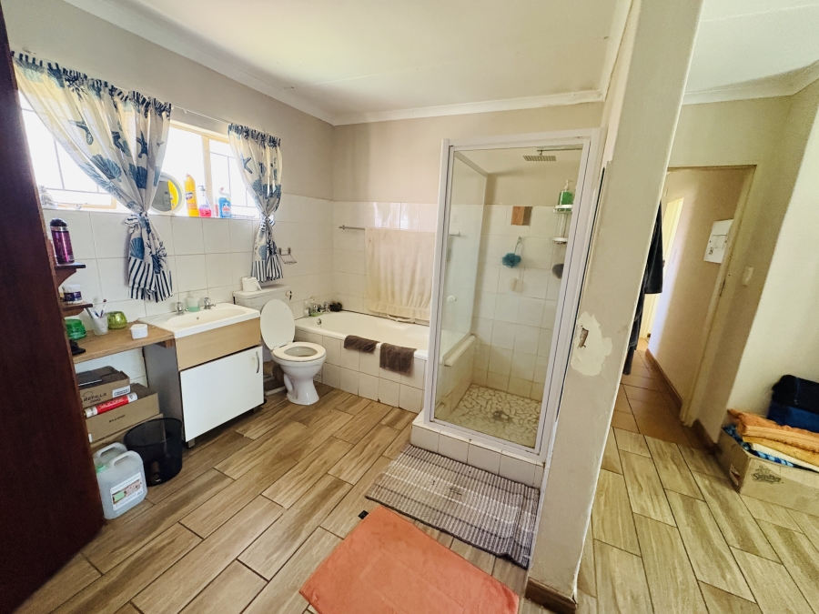 3 Bedroom Property for Sale in The Orchards Gauteng