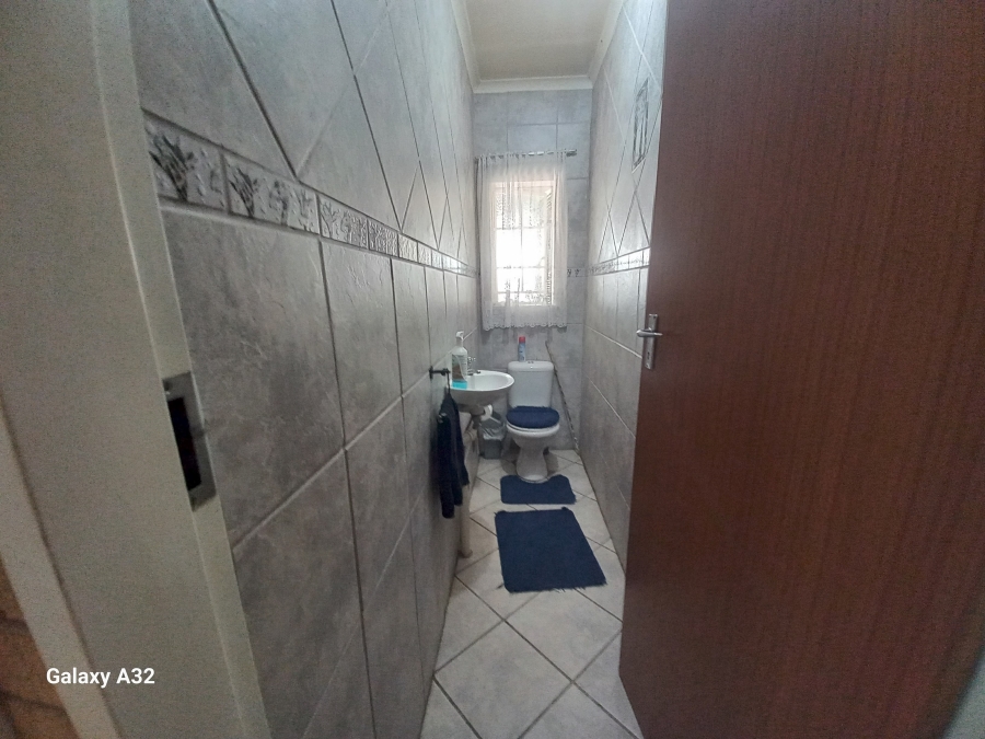 4 Bedroom Property for Sale in Wonderboom AH Gauteng