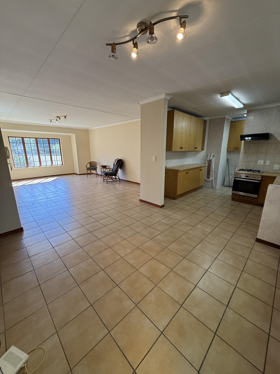 2 Bedroom Property for Sale in Garsfontein Gauteng