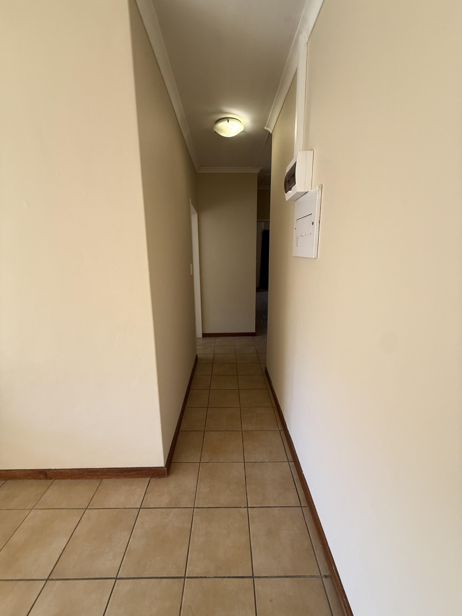 2 Bedroom Property for Sale in Garsfontein Gauteng