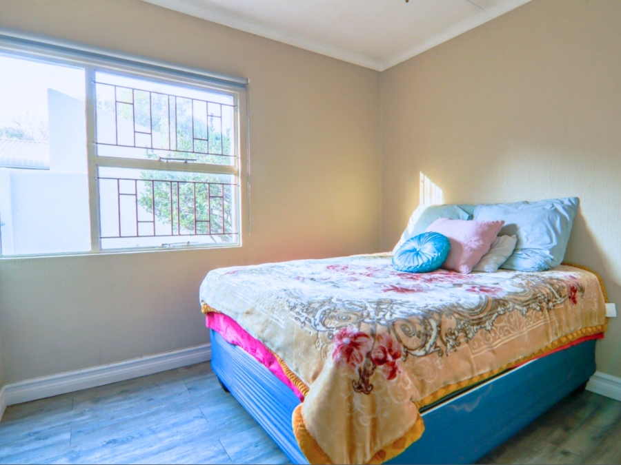 3 Bedroom Property for Sale in Die Hoewes Gauteng