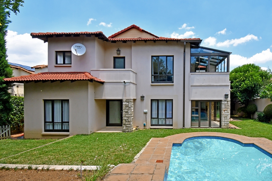 To Let 4 Bedroom Property for Rent in Craigavon Gauteng