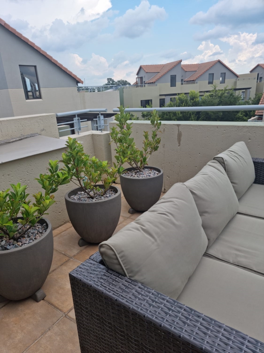 To Let 1 Bedroom Property for Rent in Broadacres Gauteng