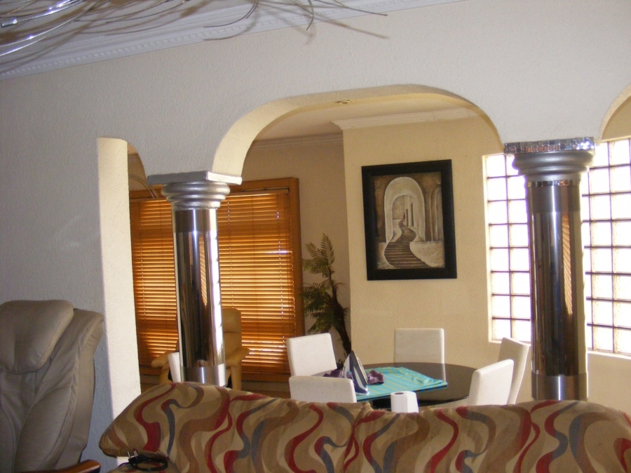 8 Bedroom Property for Sale in Lenasia South Gauteng